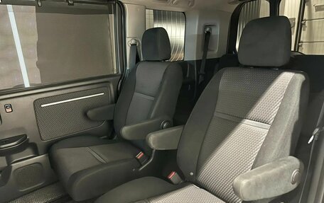 Honda Stepwgn IV, 2016 год, 1 750 000 рублей, 27 фотография