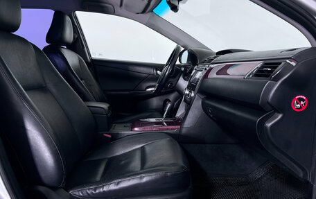 Toyota Camry, 2012 год, 1 577 000 рублей, 17 фотография