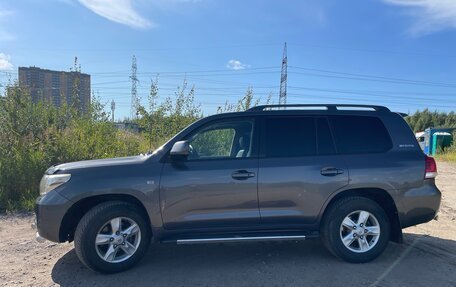 Toyota Land Cruiser 200, 2011 год, 2 990 000 рублей, 2 фотография