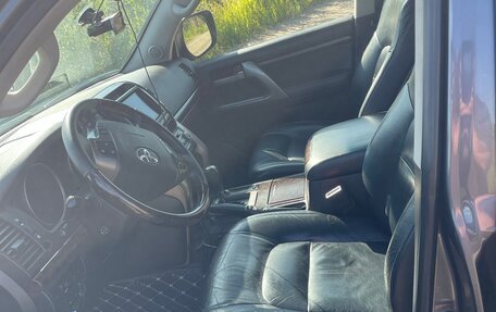 Toyota Land Cruiser 200, 2011 год, 2 990 000 рублей, 9 фотография