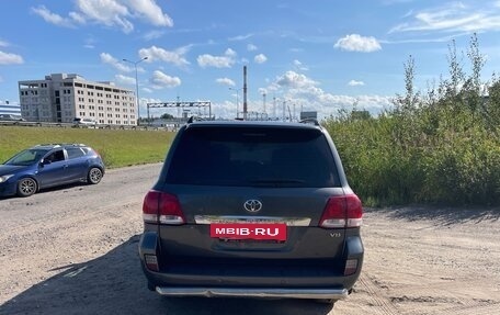 Toyota Land Cruiser 200, 2011 год, 2 990 000 рублей, 4 фотография