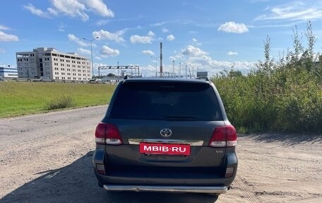 Toyota Land Cruiser 200, 2011 год, 2 990 000 рублей, 5 фотография