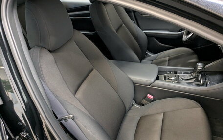Mazda 3, 2019 год, 1 970 000 рублей, 23 фотография