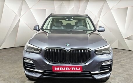 BMW X5, 2019 год, 5 800 000 рублей, 3 фотография