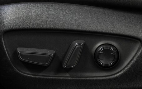 Toyota RAV4, 2021 год, 3 450 000 рублей, 13 фотография
