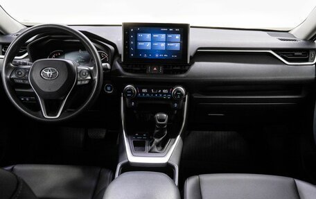 Toyota RAV4, 2021 год, 3 450 000 рублей, 18 фотография