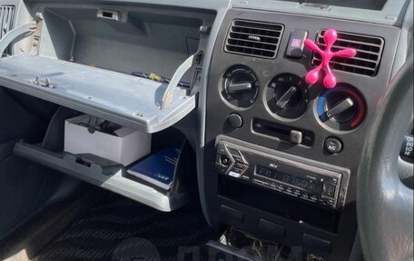Toyota Duet, 2002 год, 280 000 рублей, 9 фотография