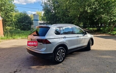Volkswagen Tiguan II, 2018 год, 2 300 000 рублей, 11 фотография
