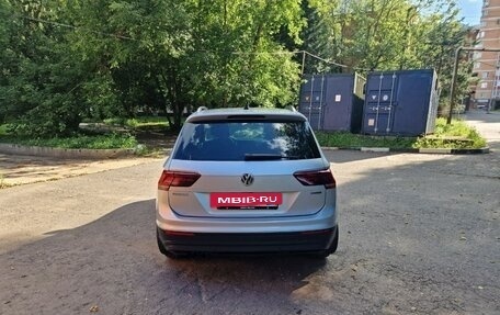 Volkswagen Tiguan II, 2018 год, 2 300 000 рублей, 10 фотография