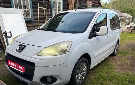 Peugeot Partner II рестайлинг 2, 2012 год, 600 000 рублей, 3 фотография