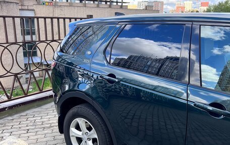 Land Rover Discovery Sport I рестайлинг, 2017 год, 2 199 000 рублей, 4 фотография