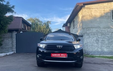 Toyota Highlander III, 2011 год, 1 590 000 рублей, 3 фотография