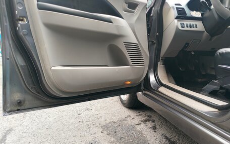 Mitsubishi Grandis, 2008 год, 630 000 рублей, 7 фотография
