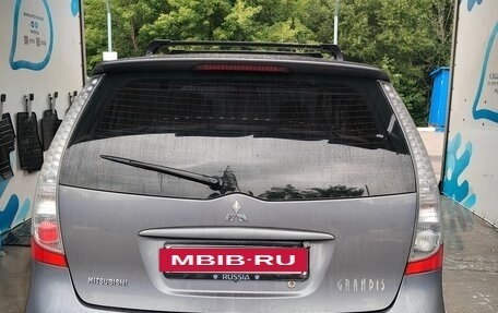 Mitsubishi Grandis, 2008 год, 630 000 рублей, 3 фотография