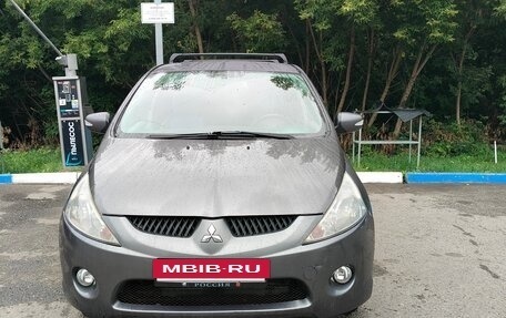 Mitsubishi Grandis, 2008 год, 630 000 рублей, 2 фотография