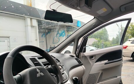 Mitsubishi Grandis, 2008 год, 630 000 рублей, 25 фотография