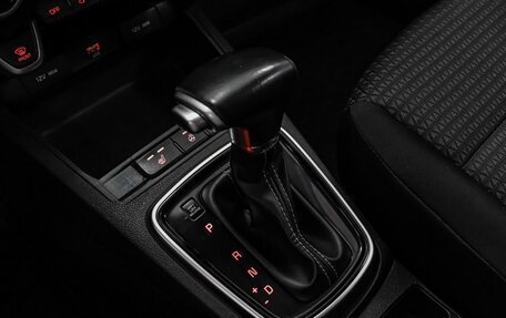 KIA Rio IV, 2021 год, 1 599 000 рублей, 10 фотография