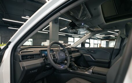 Toyota RAV4, 2026 год, 4 300 000 рублей, 10 фотография