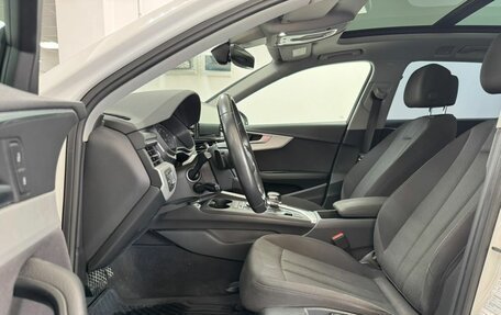 Audi A4, 2019 год, 2 600 000 рублей, 10 фотография