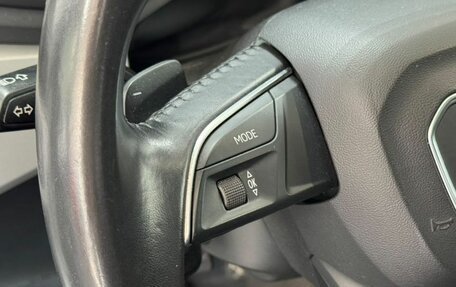 Audi A4, 2019 год, 2 600 000 рублей, 13 фотография