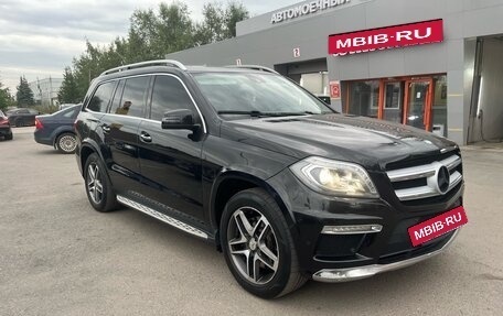 Mercedes-Benz GL-Класс, 2013 год, 2 100 000 рублей, 2 фотография
