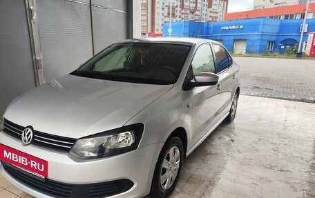 Volkswagen Polo VI (EU Market), 2015 год, 800 000 рублей, 8 фотография