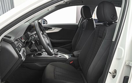 Audi A4, 2015 год, 2 007 000 рублей, 10 фотография
