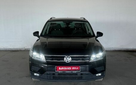 Volkswagen Tiguan II, 2020 год, 2 530 000 рублей, 2 фотография