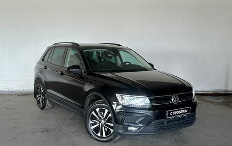 Volkswagen Tiguan II, 2020 год, 2 530 000 рублей, 3 фотография