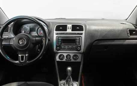 Volkswagen Polo VI (EU Market), 2013 год, 680 000 рублей, 6 фотография