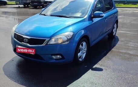 KIA cee'd I рестайлинг, 2010 год, 670 000 рублей, 5 фотография