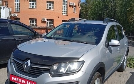 Renault Sandero II рестайлинг, 2018 год, 1 000 000 рублей, 2 фотография