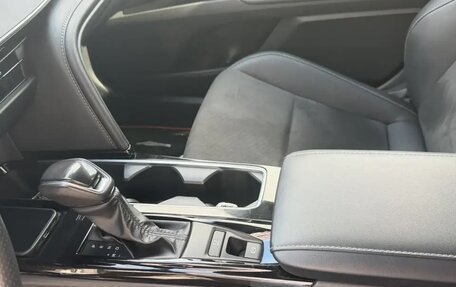Toyota Camry, 2024 год, 3 750 000 рублей, 11 фотография