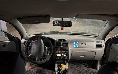 KIA Rio II, 2004 год, 260 000 рублей, 11 фотография