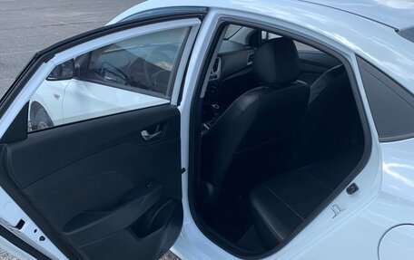 Hyundai Solaris II рестайлинг, 2019 год, 1 540 000 рублей, 8 фотография