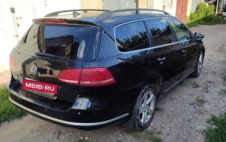 Volkswagen Passat B7, 2010 год, 900 000 рублей, 3 фотография