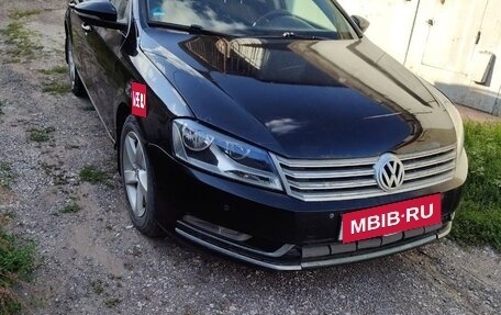 Volkswagen Passat B7, 2010 год, 900 000 рублей, 4 фотография
