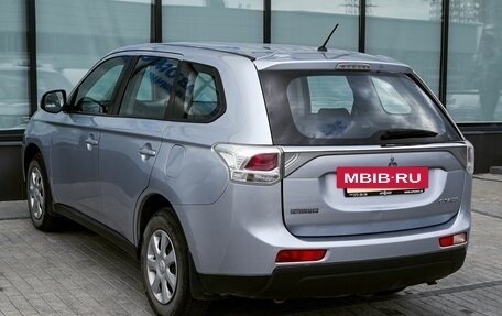Mitsubishi Outlander III рестайлинг 3, 2013 год, 1 095 000 рублей, 3 фотография