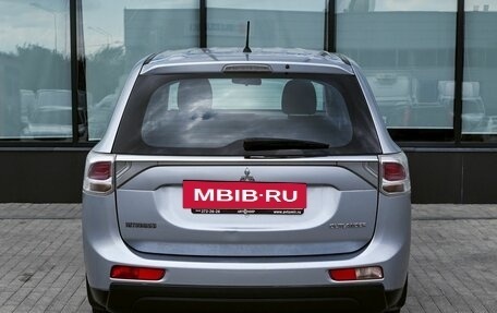 Mitsubishi Outlander III рестайлинг 3, 2013 год, 1 095 000 рублей, 4 фотография