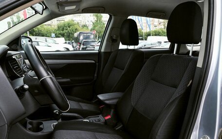 Mitsubishi Outlander III рестайлинг 3, 2013 год, 1 095 000 рублей, 14 фотография