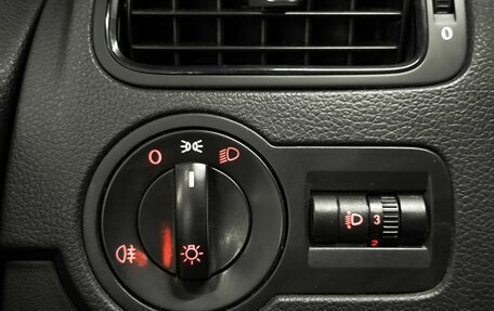Volkswagen Polo VI (EU Market), 2011 год, 625 000 рублей, 19 фотография