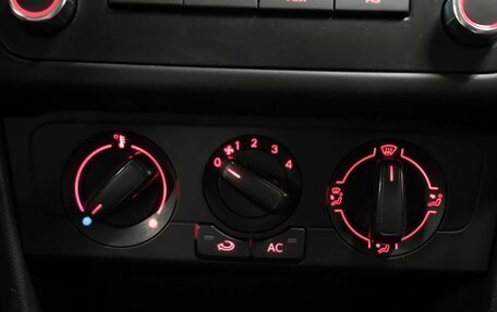 Volkswagen Polo VI (EU Market), 2011 год, 625 000 рублей, 16 фотография
