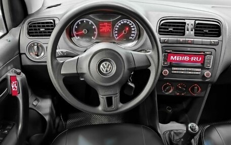 Volkswagen Polo VI (EU Market), 2011 год, 625 000 рублей, 13 фотография