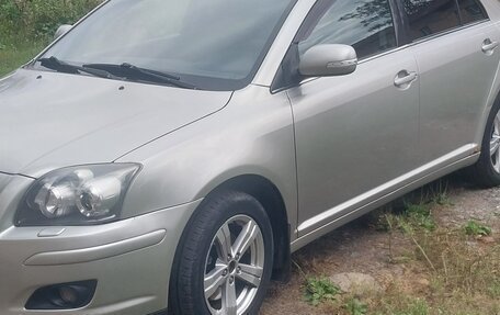 Toyota Avensis III рестайлинг, 2008 год, 850 000 рублей, 3 фотография