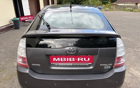 Toyota Prius, 2007 год, 850 000 рублей, 2 фотография