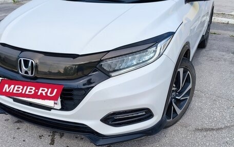 Honda Vezel, 2019 год, 1 870 000 рублей, 2 фотография