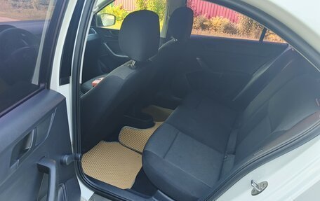 Skoda Rapid I, 2016 год, 950 000 рублей, 9 фотография