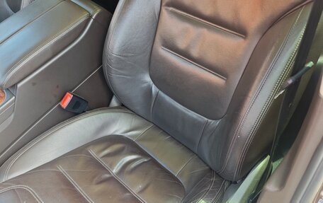 Volkswagen Touareg III, 2010 год, 1 950 000 рублей, 10 фотография