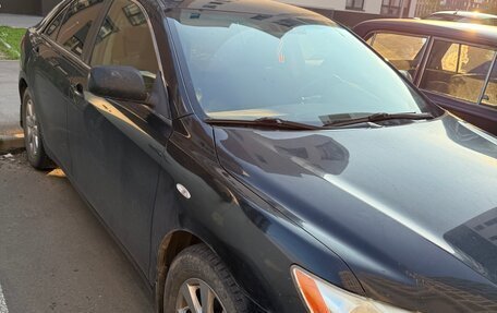 Toyota Camry, 2008 год, 750 000 рублей, 2 фотография