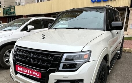Mitsubishi Pajero IV, 2019 год, 4 800 000 рублей, 2 фотография
